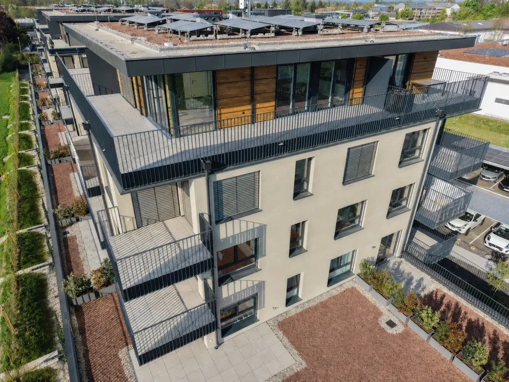Blick auf das Penthouse und Terrase aus der Luft