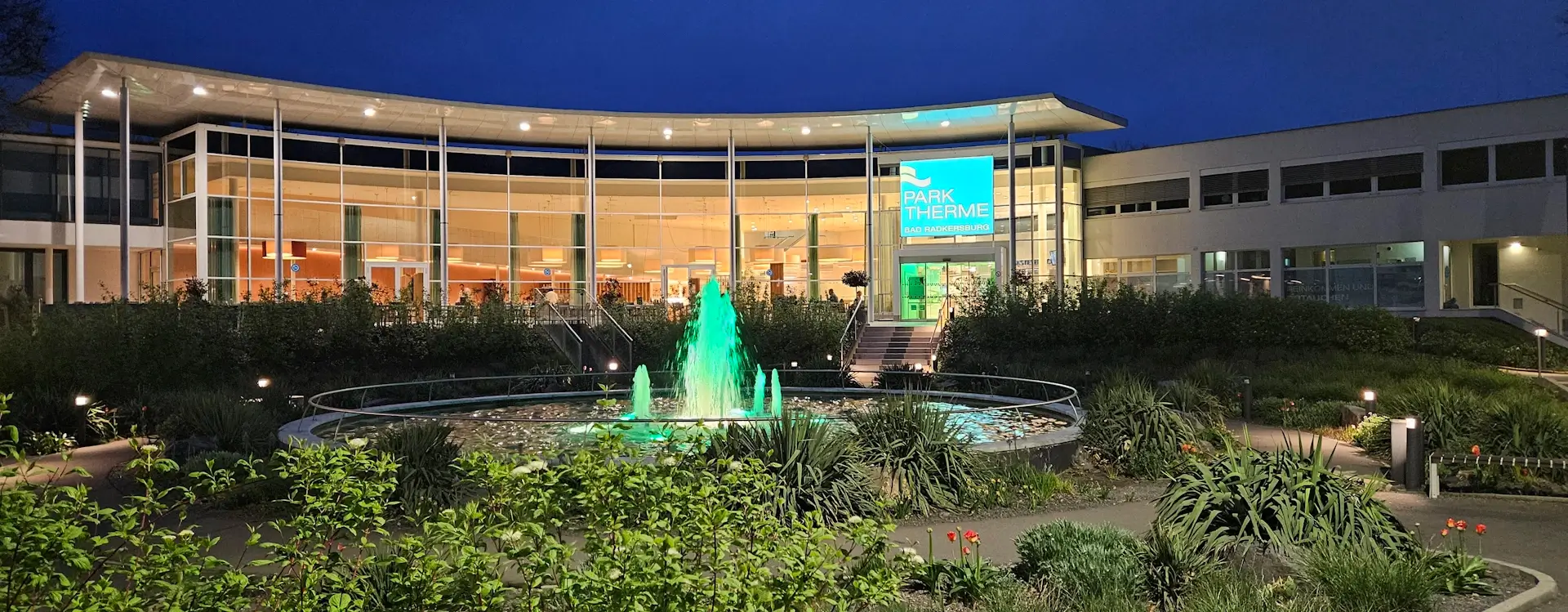 Therme Bad Radkersburg - Eingang bei Nacht